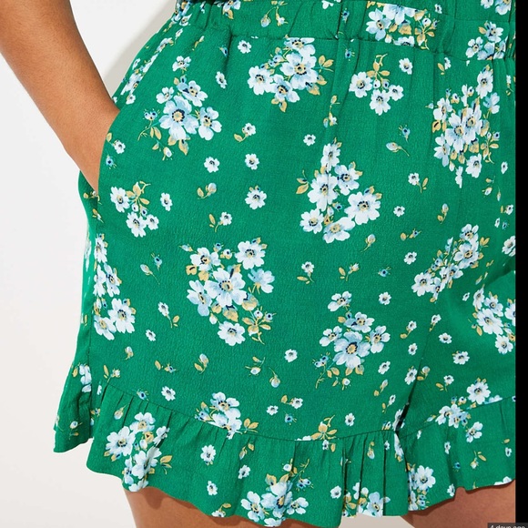 LOFT Floral V Neck Romper - Picture 4 of 5